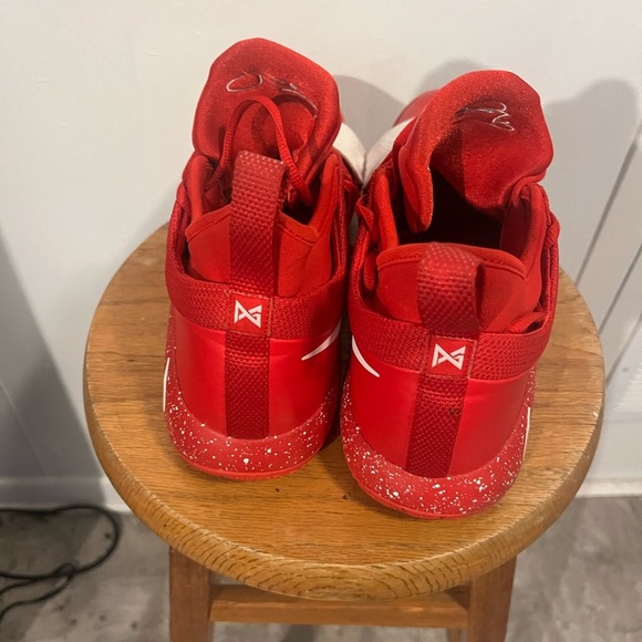 Nike Red and White Athletic Sneakers PG 2.5 University Red - Picture 2 of 6